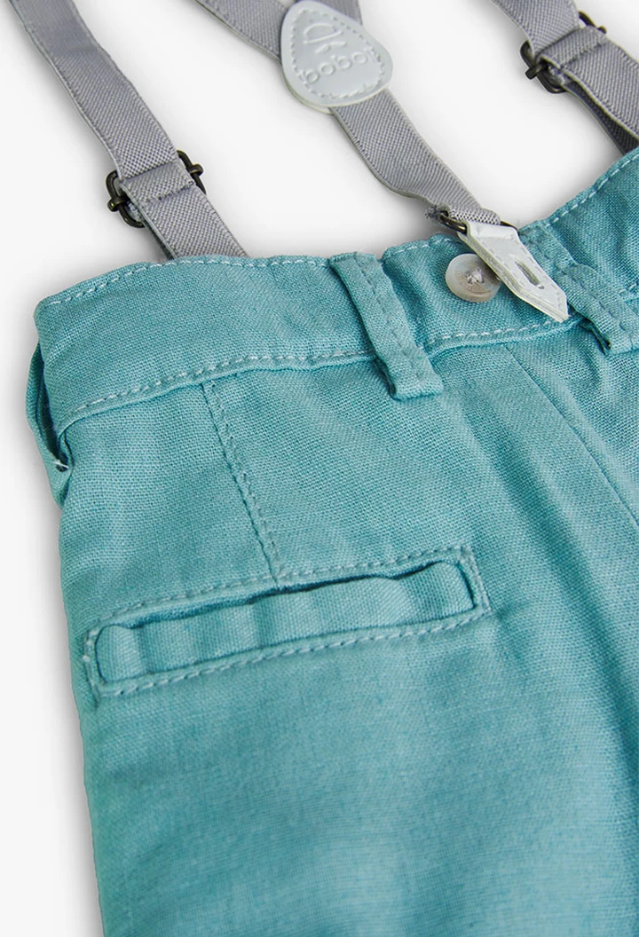 Bermudas de lino con tirantes de bebé niño en color verde