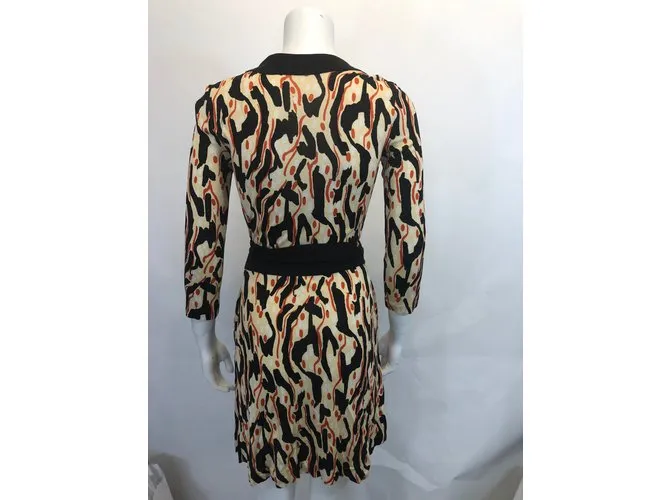 Diane Von Furstenberg Vestido ajustado 