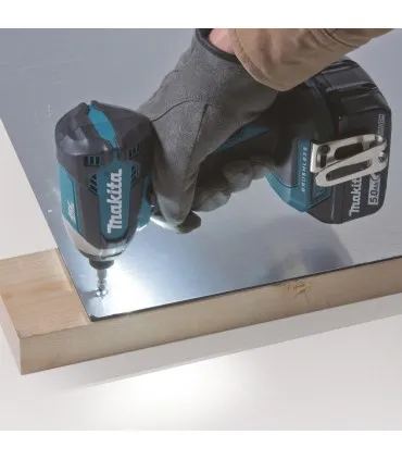 MAKITA BAT. ATORNILLADOR IMPACTO DTD153Z 170NM BL 18V LXT  NO INCLUYE BATERíAS NI CARGADOR