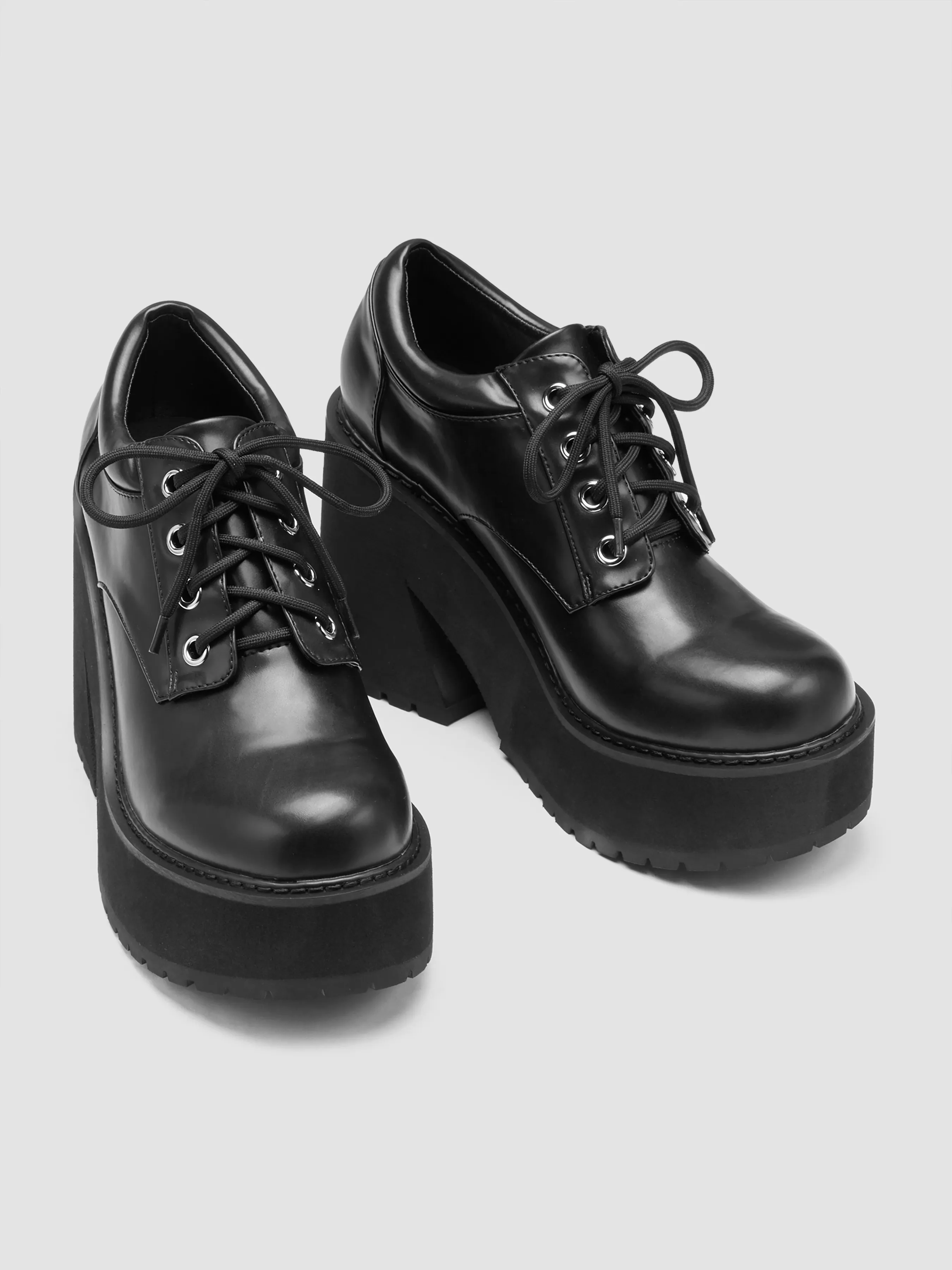  Mocasines con Cordones y Tacón Grueso