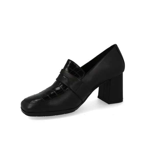 MOCASINES CON TACON MUJER MOD. INDIANA