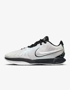 Nike LeBron XXI "Conchiolin"