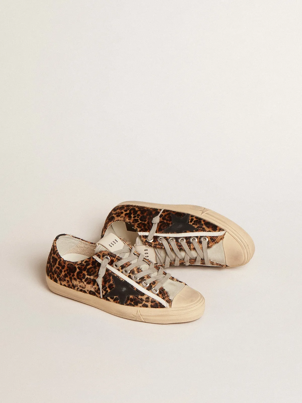 VSTAR DE PIEL EFECTO POTRO LEOPARDO CON ESTRELLA Y REFUERZO DEL TALóN DE PIEL NEGRA