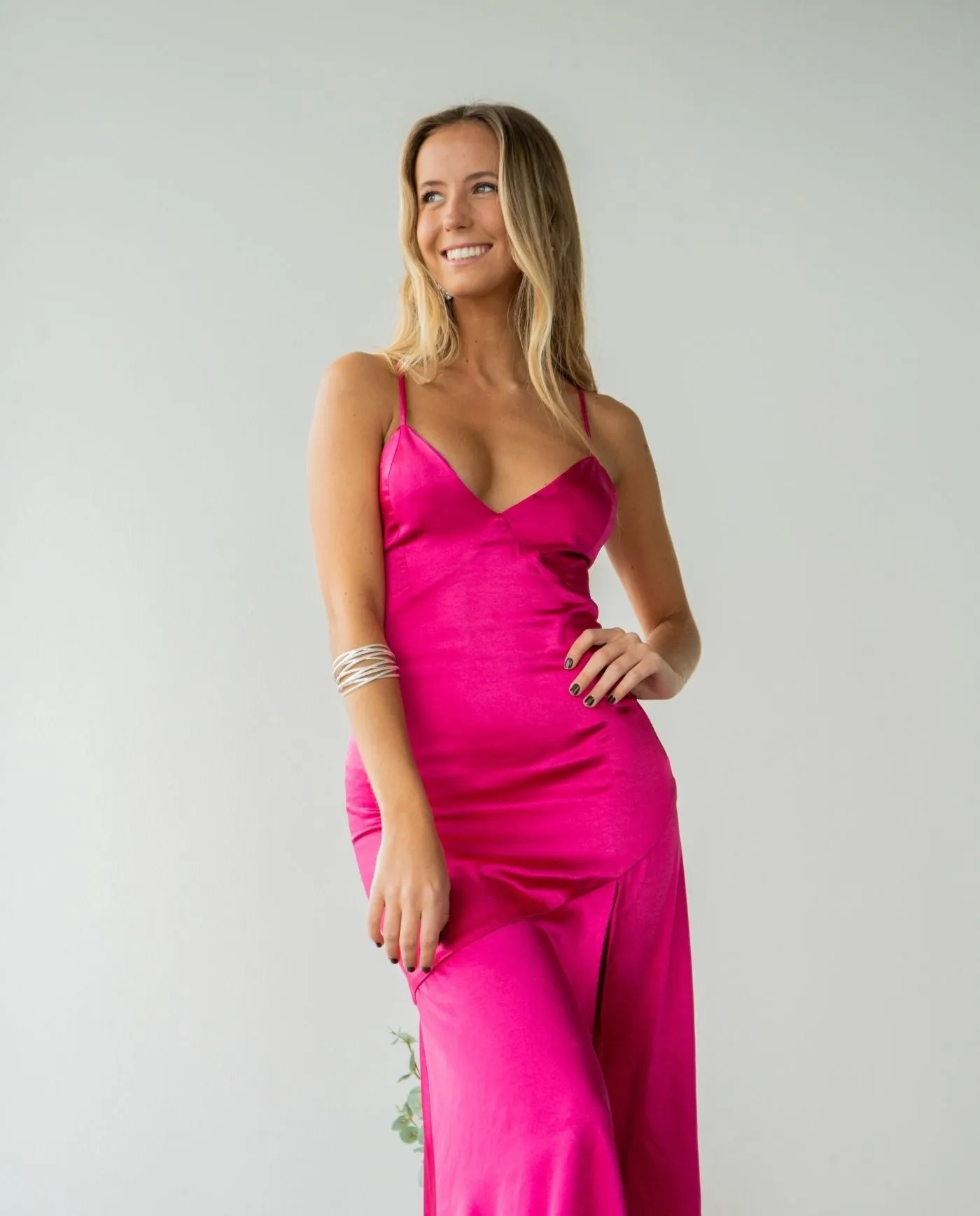 Vestido de Fiesta Largo Renata Satín Fucsia