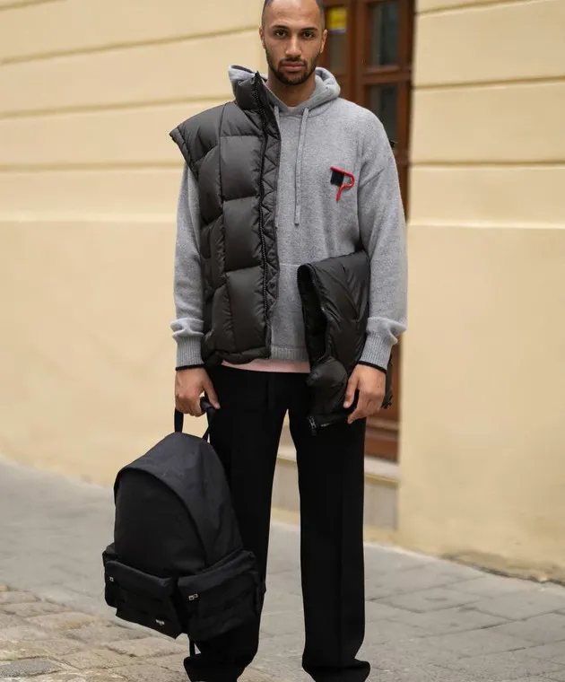 VETEMENTS BLACK DOWN VEST CUTUP