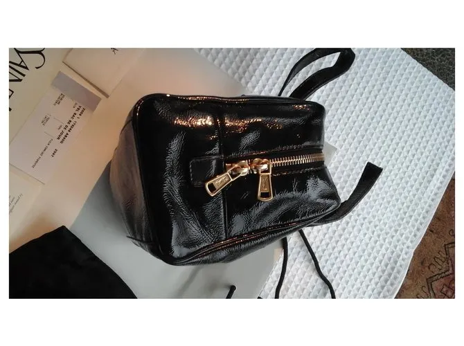 Yves Saint Laurent Y CORREO Negro 