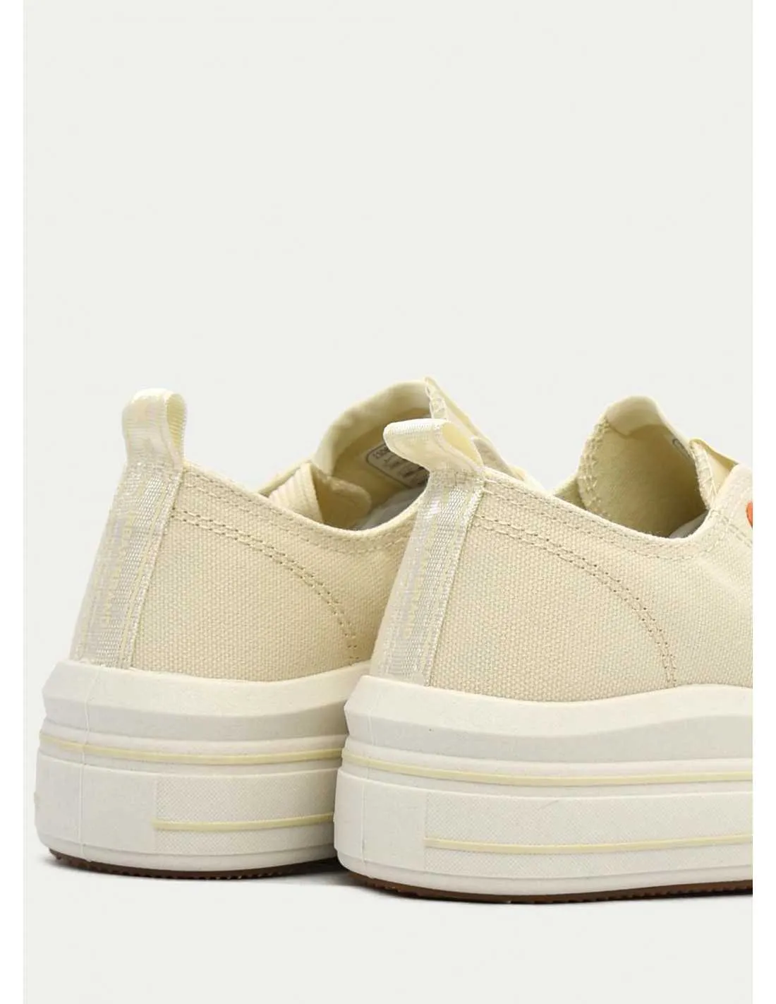 ZAPATILLAS DE LONA XTI KIDS 150853 BEIG 